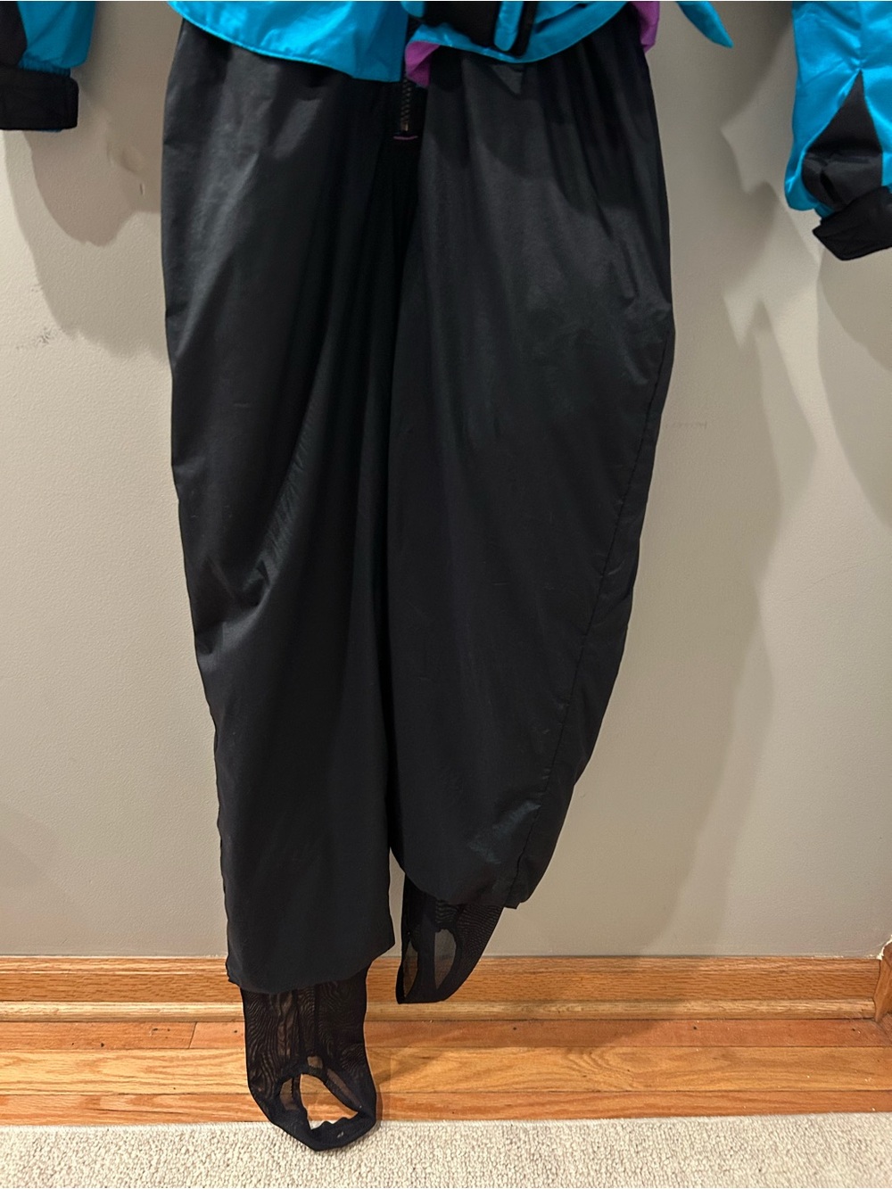 Vintage 80’s White Stag Snow Ski Suit Women’s Size 12 Teal Black - Picture 2 of 9